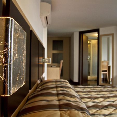 Hotel Ristorante Centosedici Terracina Exteriér fotografie