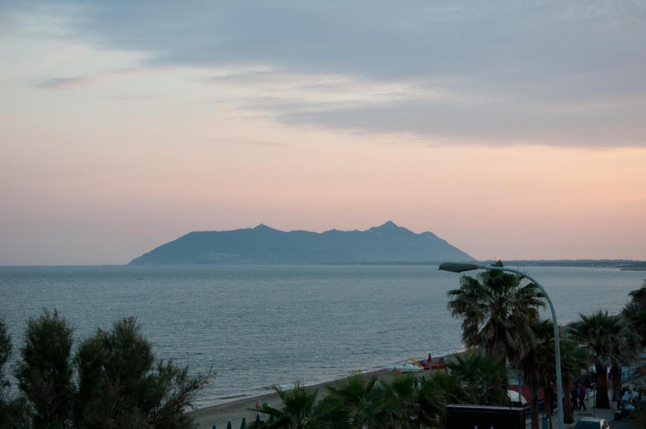 Hotel Ristorante Centosedici Terracina Pokoj fotografie