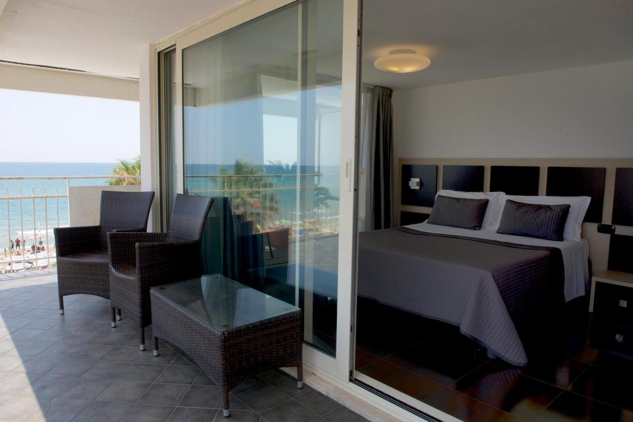 Hotel Ristorante Centosedici Terracina Exteriér fotografie