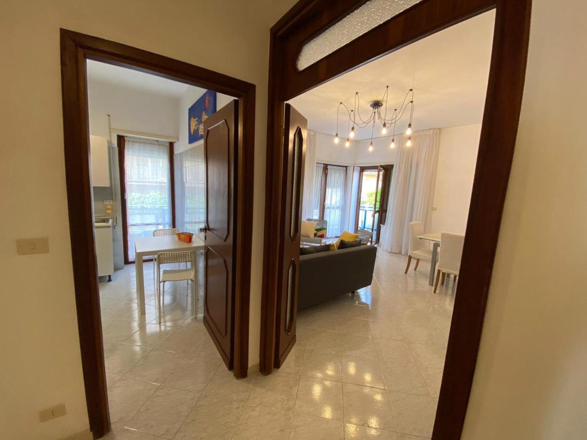Hotel Ristorante Centosedici Terracina Exteriér fotografie